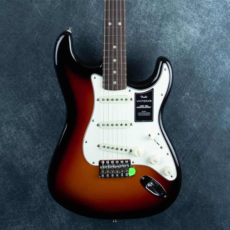 Fender 0149170300 3 Tone Sunburst