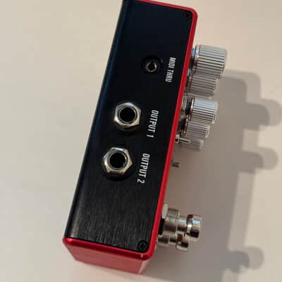 Source Audio Artifakt Lo-fi Elements 2024 - Present - Red image 3