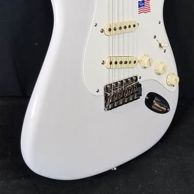 Fender Eric Johnson Stratocaster, Maple Fretboard, White Blonde W/Case image 6