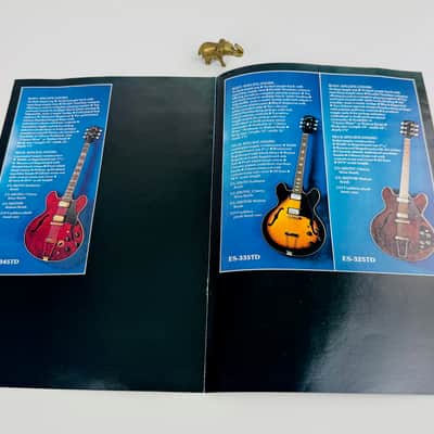 Gibson 5-Piece Brochure Pack — Original Dealer Literature 1975 image 8