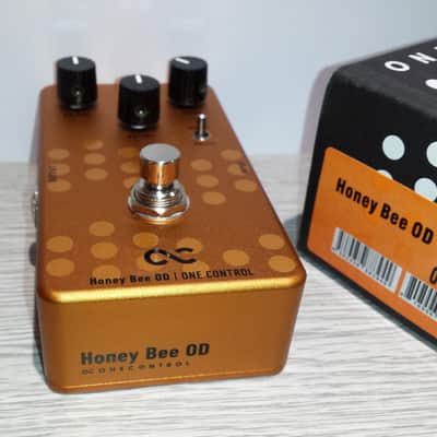 (NEW) One Control BJFe Series Honey Bee Overdrive NEW - Gold image 8