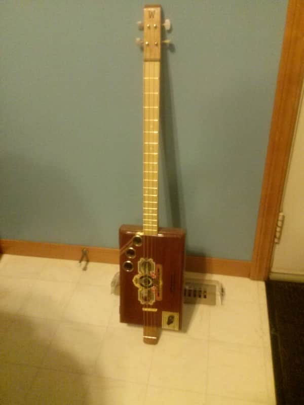 Weekly House Cigar Box Guitar 2013 Natural image 1