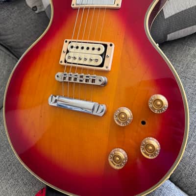 Gibson Les Paul Custom 1982 - Cherry Sunburst image 2