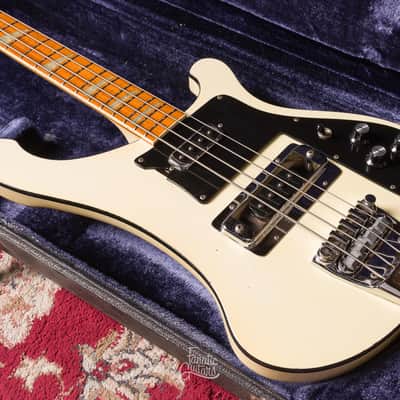 Rickenbacker 4001 '77 White #QG3048 Second hand image 4