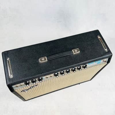 Fender Deluxe Reverb Silver Panel 1x12" Combo Amplifier 1976 - Black image 2