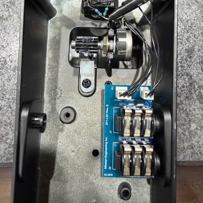 Line 6 Helix Floor w/ Mission SP-1 modded for Crybaby Toe Switch - BLACK image 21