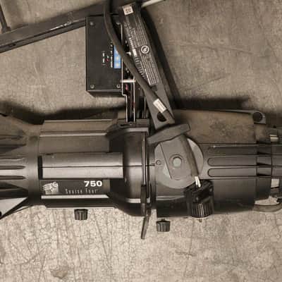 Large Venue Pro Lighting Tearout Package – Vari-Lite (VL1000APS, VL1100AS), Elation Opti Tri Par, & ETC Source Four 750 image 4