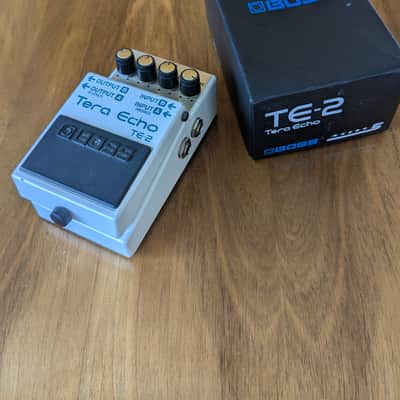 Boss TE-2 Tera Echo 2013 - Present - White image 3