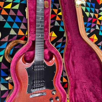 Clean 🧼 Gibson SG Crescent Moon Inlays 2002 Worn Cherry 🍒🍒 image 3