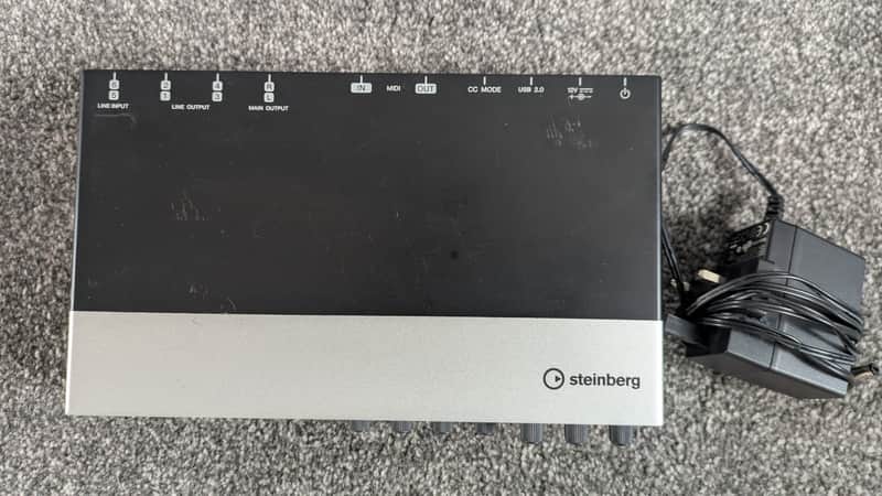 Steinberg UR44 6x4 USB 2.0 Audio Interface with MIDI I/O 2010s - Silver/Black image 1