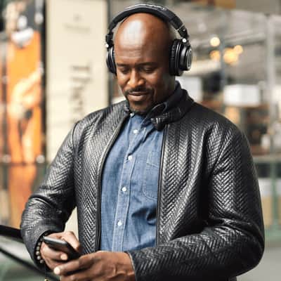 Audio-Technica ATH-M50xBT2 Wireless Over-Ear Studio Headphones, Black image 2