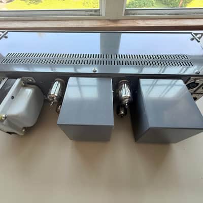 Retro Instruments Revolver Dual Compressor 2018 - 2021 - Gray image 3