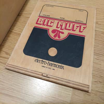 Electro-Harmonix Big Muff Pi 2000 - Present - Silver / Black / Red imagen 3