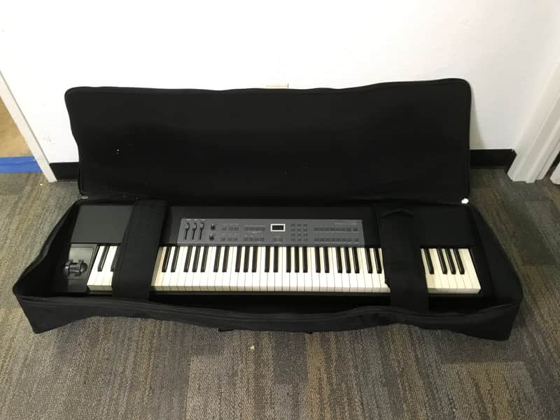 M-Audio ProKeys 88 - Hammer Action Keyboard Synth image 1