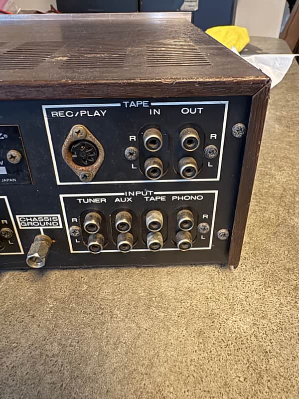 アンプ Marantz Model1030 Integrated Amplifier xjbsbtranaybmdtym3pq.jpg