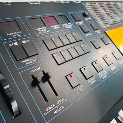CRUMAR DBK-UNIQUE Synth (US ver of BIT-99) In very good cond. image 8