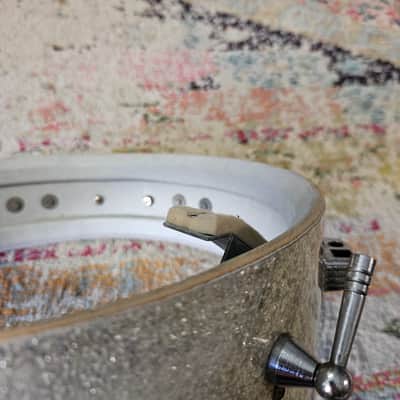 Ludwig Jazz Combo 13x3" Silver Sparkle 6-Lug Piccolo Snare - Granitone Interior image 19