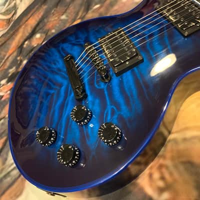 STINGER 🐈🕷️! 2015 Gibson Custom Shop Les Paul Custom Quilt Top M2M Made To Measure Blue Widow Burst Trans Aqua Black Fretboard Bare Knuckel Juggernaut Blackout Special Order Figured F Q 5A 7A Abalone Inlay Blueberry Cobalt image 6