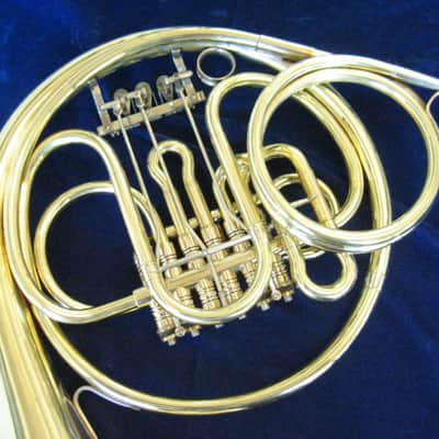 Alexander 92M Vienna Horn with Marcus Bonna Case, Mint! image 3