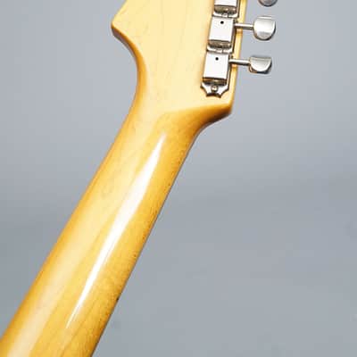 Fender JM-66 Jazzmaster Reissue CIJ - 2002 - Three Tone Sunburst image 10