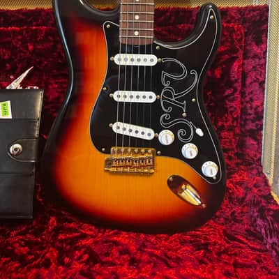 Fender Custom Shop SRV Stevie Ray Vaughan Stratocaster NOS 2019 - Present - 3-Color Sunburst image 1
