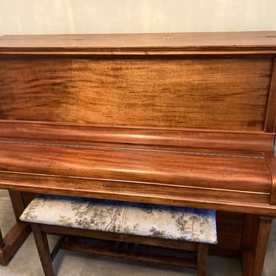 Haddorff Piano Co . Clarendon, Light Oak image 1