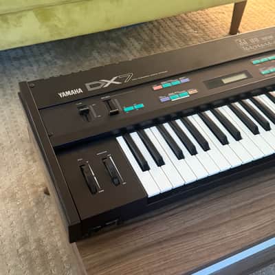 Yamaha DX7 with Cartridge image 2