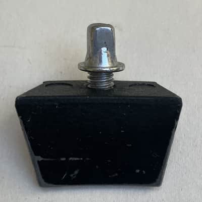 Tama Iron Cobra replacement toe plate with mounting screw image 2