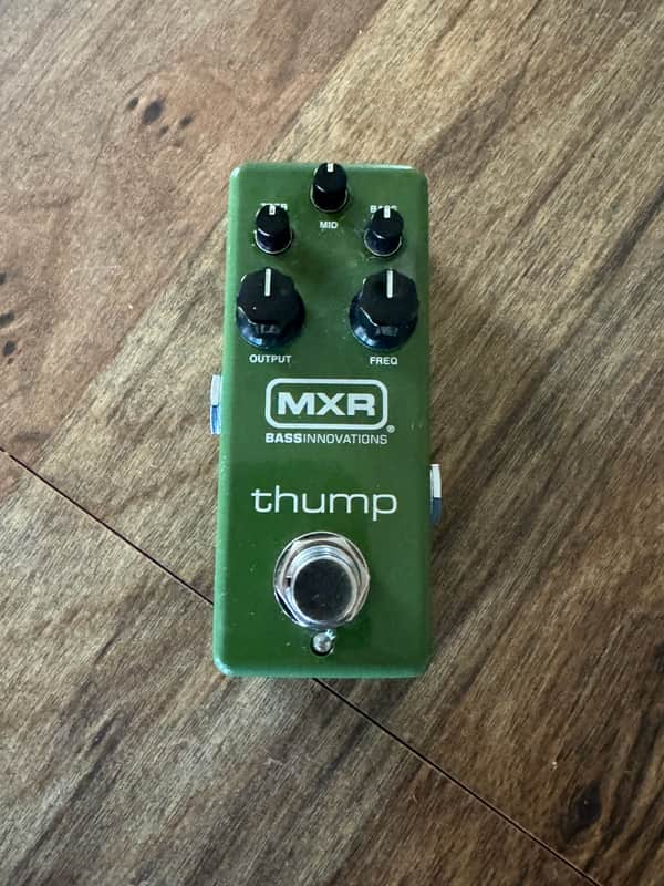 MXR M281 Thump Bass Preamp