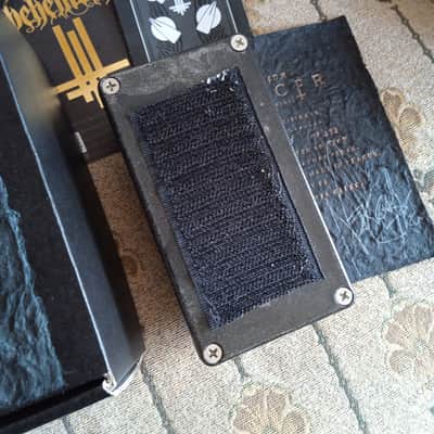 Discontinued : '21 KHDK LCFR Ltd. Acid Burnt V.1 #81/ 333 signed by Nergal image 4