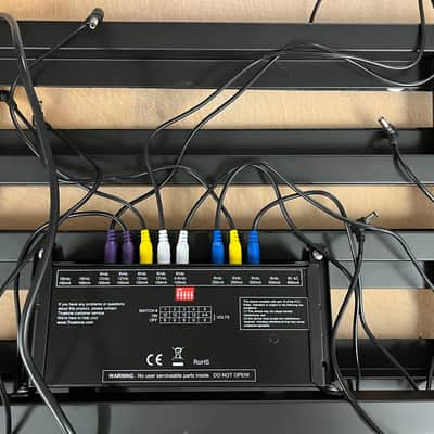 Pedaltrain Classic Jr Pedalboard with 1 Spot Pro CS 12 Power Supply & Cables image 3
