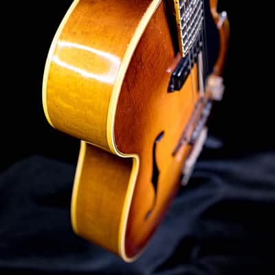 Gibson ES-300 Vintage Archtop Jazz Guitar | 1946 | Sunburst image 10