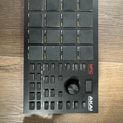 Akai MPC Studio Music Production Controller 2021 - Present - Black image 3