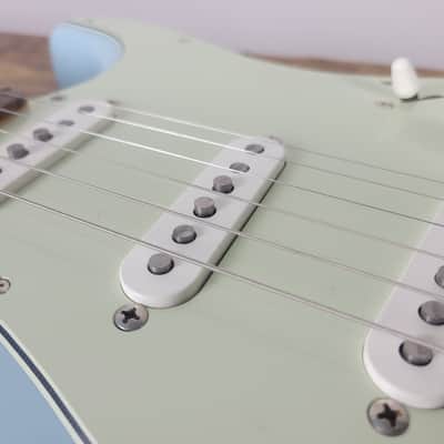 2026 Fender Vintera II Road Worn '60s Stratocaster - Sonic Blue With OHSC image 12