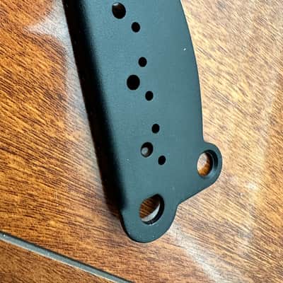 Left Handed G&L Dual Fulcrum Vibrato Bridge Plate 1980-2000 - Black image 3