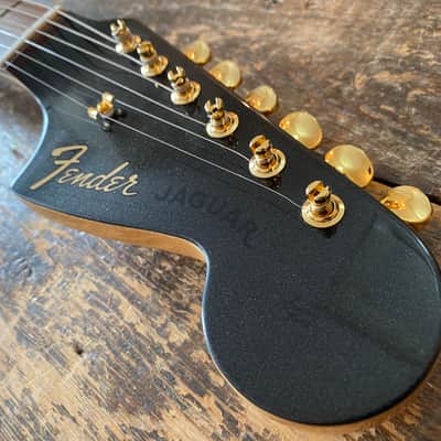 Fender Japan Traditional 2025 Ltd Edition Collection '60s Jaguar Black Pearl w/ Matching Headstock image 14