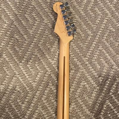 Fender American Deluxe Stratocaster with Maple Fretboard 1999 - 2001 - Crimson Transparent image 4