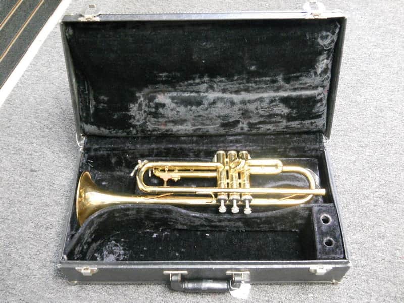 Holton T602R Collegiate Bb Trumpet | Reverb