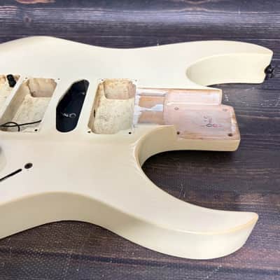 1989 Ibanez RG570 Body White HSH w/Plate Made in Japan image 3