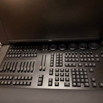 MA Lighting grandMA 3 command wing including case and Mac mini image 3