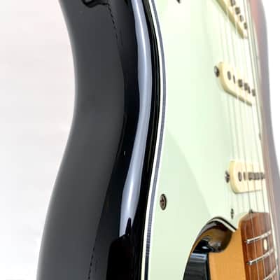 Fender Stratocaster 60′s Vintera 2019 Sunburst image 10