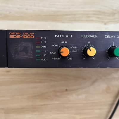Roland SDE-1000 Digital Delay 1980s - Black