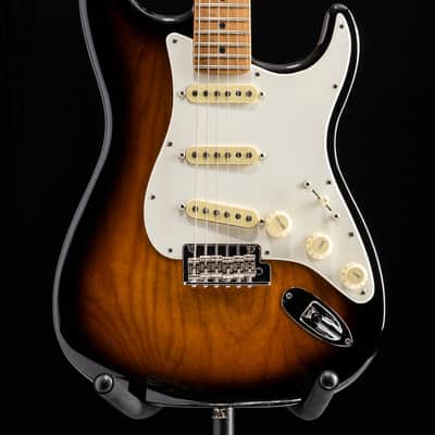 Fender American Professional II Stratocaster Anniversary 2-Color Sunburst image 2