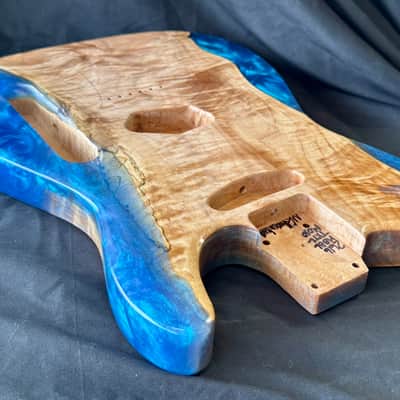 MH Customs Tidal Series “Emerald Break” T-Style Guitar Body 2026 - Nitrocellulose Gloss image 4