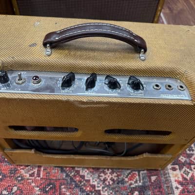 Fender Vibrolux 5F11 Narrow Panel 10-Watt 1x10" Guitar Combo 1960 - Tweed image 6