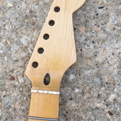 Vintage Style WD licensed Fender Stratocaster Neck Strat Maple Amber Old Relic image 2