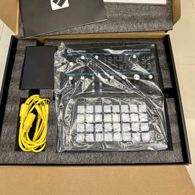 Novation Circuit Mono Station Analog Synthesizer with Sequencer Worldwide Shipment