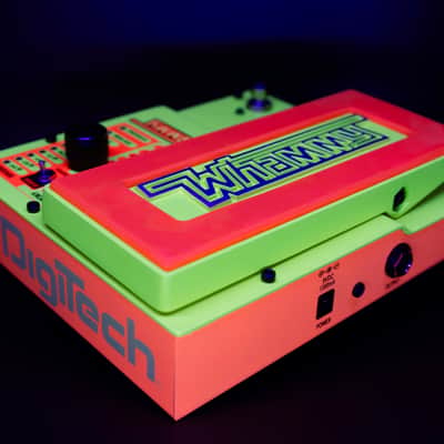 DigiTech Whammy Mono Neon - Glow in the Dark image 8