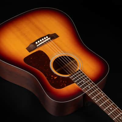 2021 Guild USA D-40 Traditional - Antique Burst Nitro | USA All Solid Dreadnought Acoustic Guitar Adirondack Red Spruce Bracing African Mahogany Back & Sides | CoA OHSC image 8
