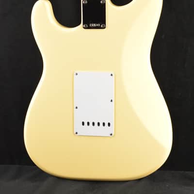 Fender Yngwie Malmsteen Stratocaster Vintage White Scalloped Rosewood Fingerboard image 8